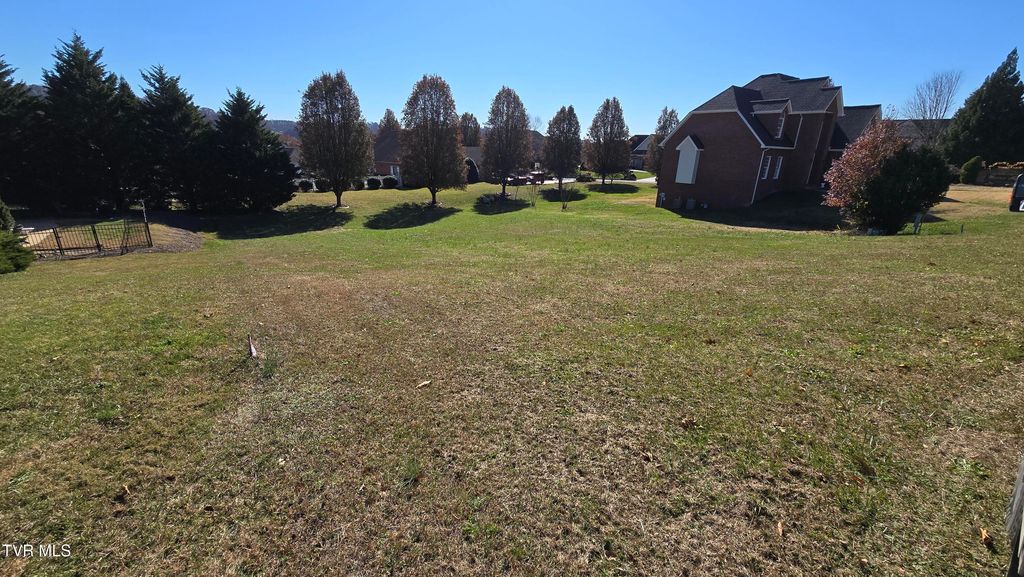 1365 Fall Creek Road, Kingsport, TN 37664