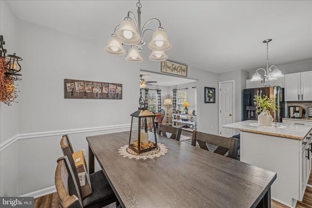 43 SCARBORO DR, Bunker Hill, WV 25413