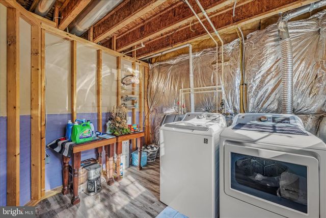 43 SCARBORO DR, Bunker Hill, WV 25413