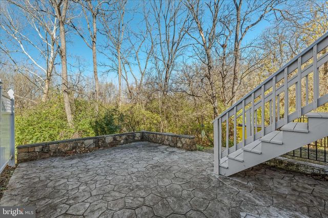 43 SCARBORO DR, Bunker Hill, WV 25413