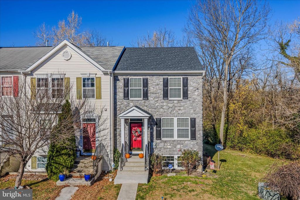 43 SCARBORO DR, Bunker Hill, WV 25413