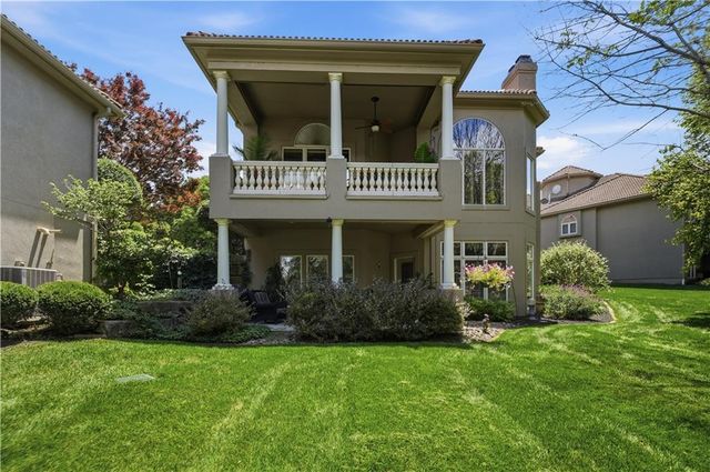 4504 NE Dick Howser Drive, Lee's Summit, MO 64064