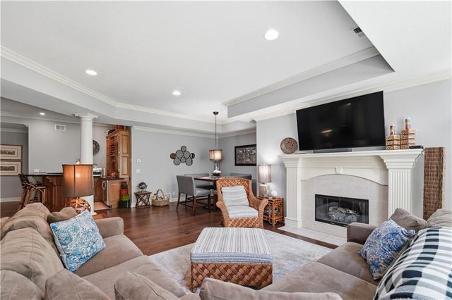 4504 NE Dick Howser Drive, Lee's Summit, MO 64064