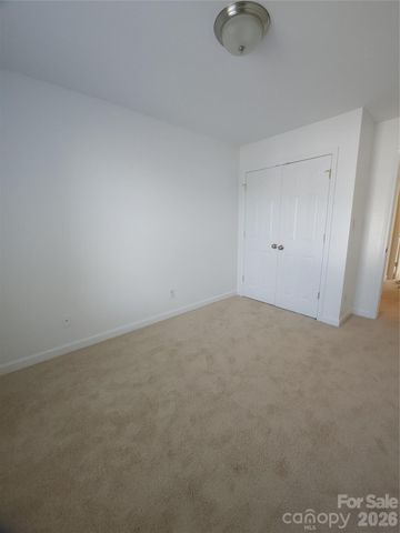 8103 Lamplighter Place, Charlotte, NC 28217