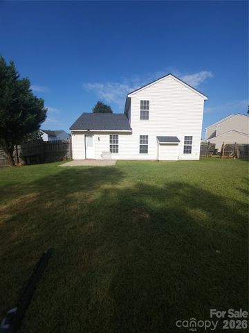 8103 Lamplighter Place, Charlotte, NC 28217