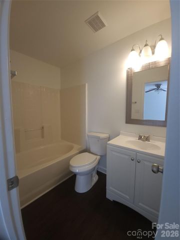8103 Lamplighter Place, Charlotte, NC 28217