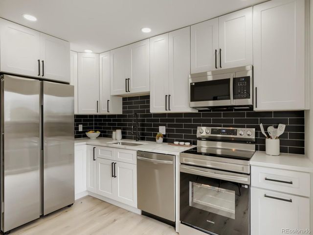 17694 E Loyola Dr A, Aurora, CO 80013