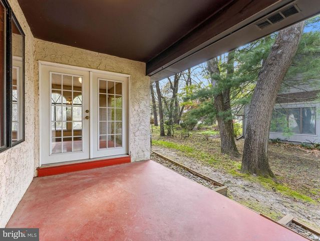 40 WOODSTONE DR, Voorhees, NJ 08043