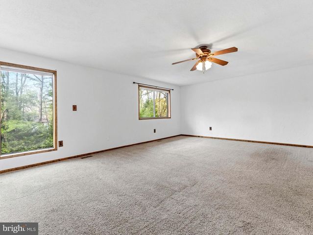 40 WOODSTONE DR, Voorhees, NJ 08043