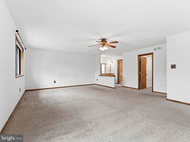 40 WOODSTONE DR, Voorhees, NJ 08043