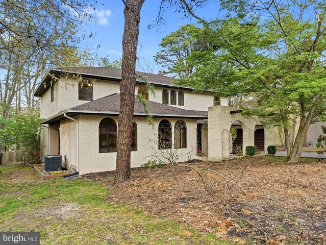 40 WOODSTONE DR, Voorhees, NJ 08043