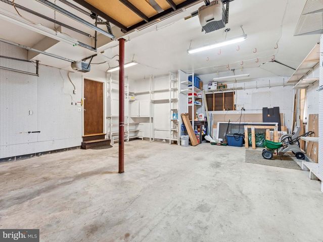 40 WOODSTONE DR, Voorhees, NJ 08043