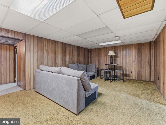 40 WOODSTONE DR, Voorhees, NJ 08043