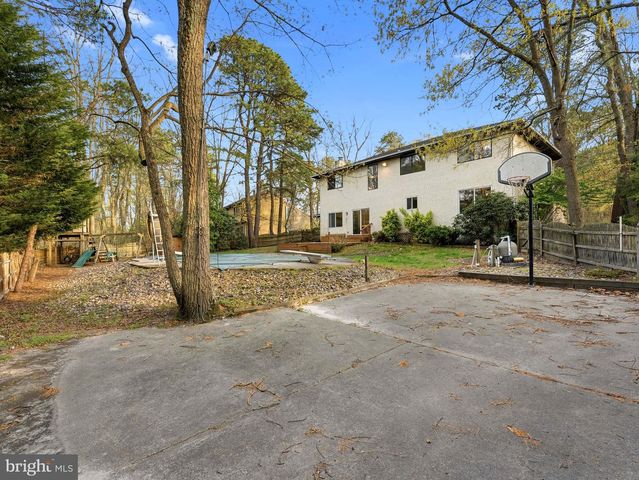 40 WOODSTONE DR, Voorhees, NJ 08043