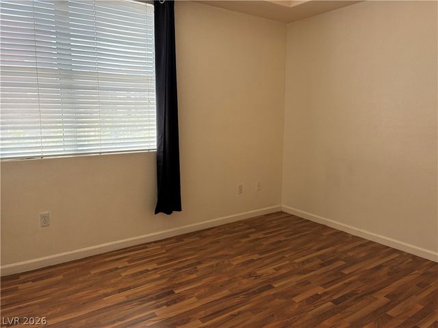 43 East Agate Avenue 405, Las Vegas, NV 89123