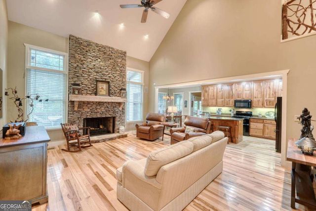 2171 Big Pine Drive, Hiawassee, GA 30546