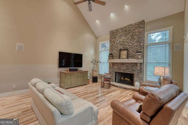 2171 Big Pine Drive, Hiawassee, GA 30546