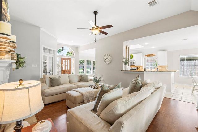 3920 Oak Dale Drive, Pearland, TX 77581