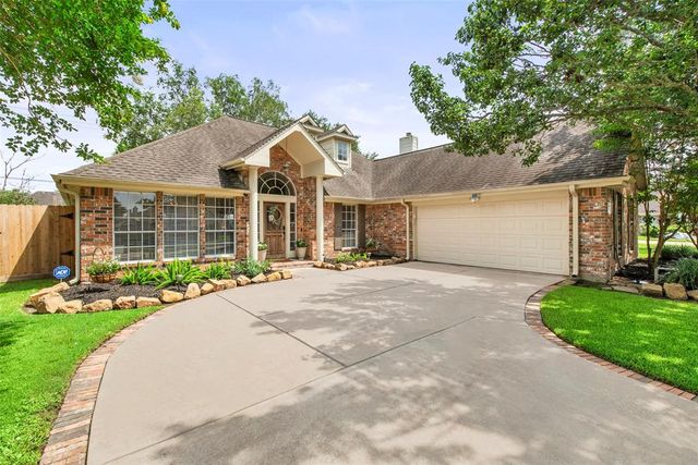3920 Oak Dale Drive, Pearland, TX 77581