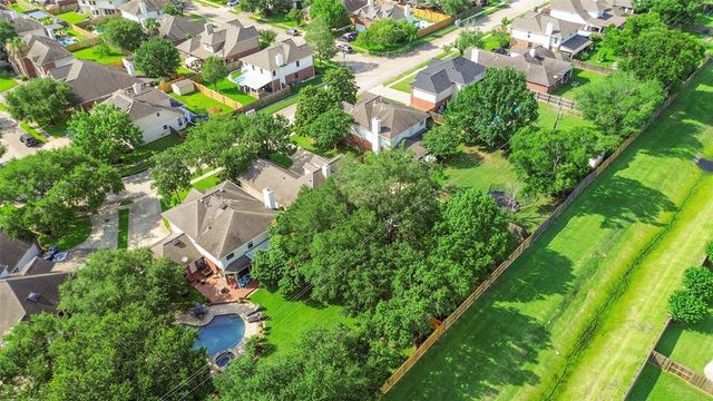 3920 Oak Dale Drive, Pearland, TX 77581