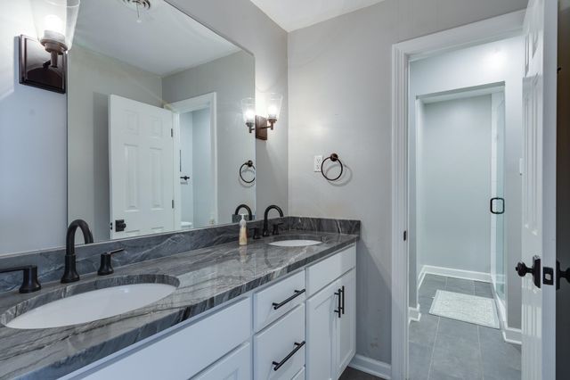 6764 SUNBURST CV, Memphis, TN 38119