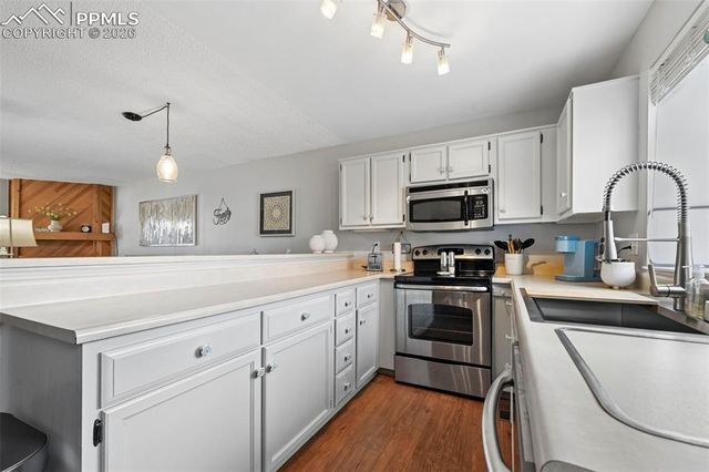 6816 Overland Drive, Colorado Springs, CO 80919