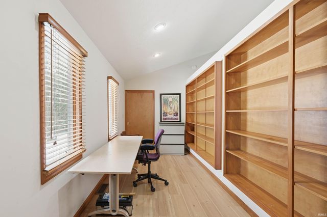 406 Prion Court, Lafayette, IN 47909