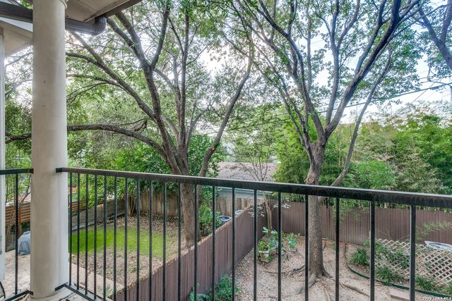 145 ELIZABETH RD, Alamo Heights, TX 78209