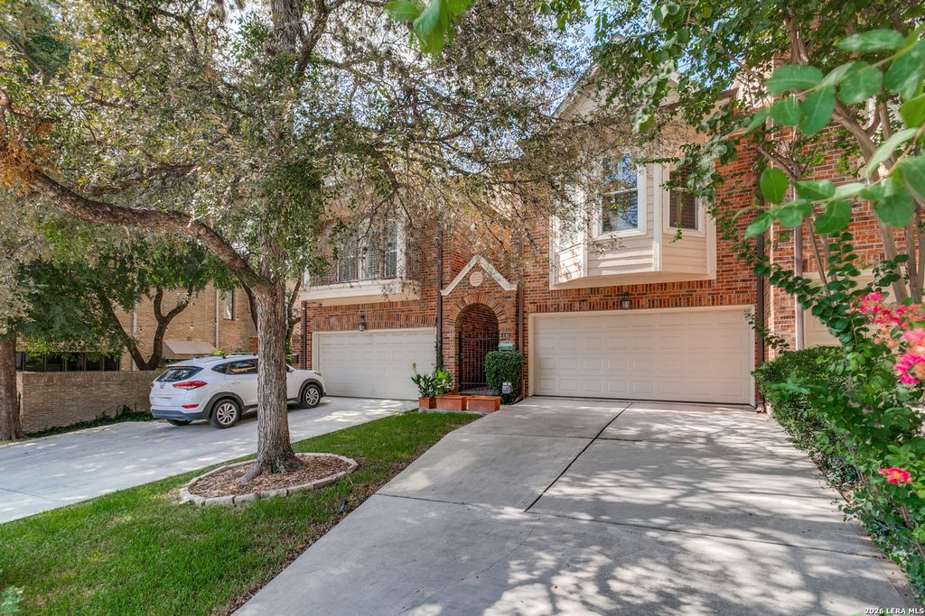 145 ELIZABETH RD, Alamo Heights, TX 78209