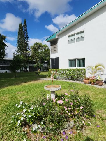 262 Sussex M, West Palm Beach, FL 33417