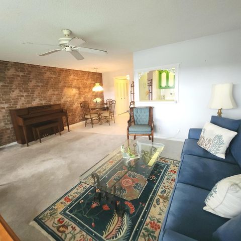 262 Sussex M, West Palm Beach, FL 33417