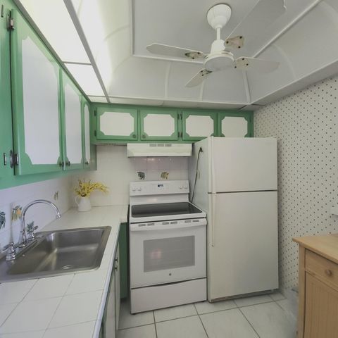 262 Sussex M, West Palm Beach, FL 33417