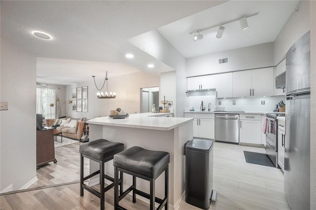 410 S ARMENIA AVENUE 928, Tampa, FL 33609