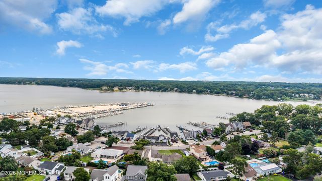 179 Mckinley Court, Brick, NJ 08724