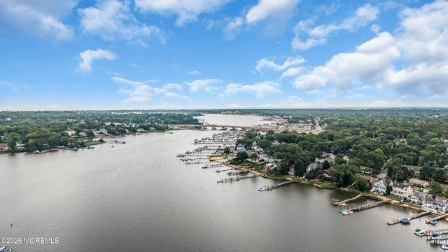 179 Mckinley Court, Brick, NJ 08724