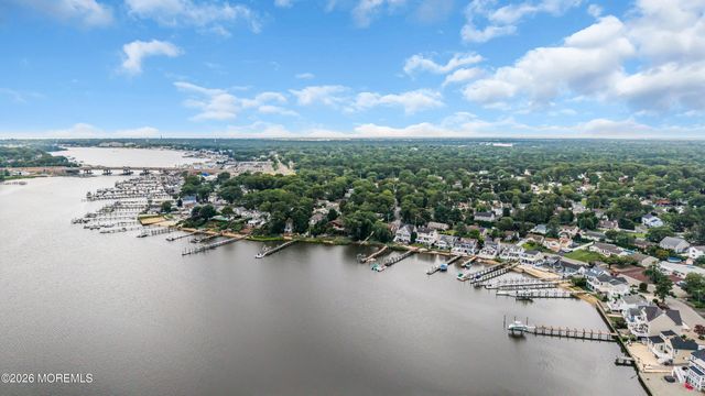 179 Mckinley Court, Brick, NJ 08724