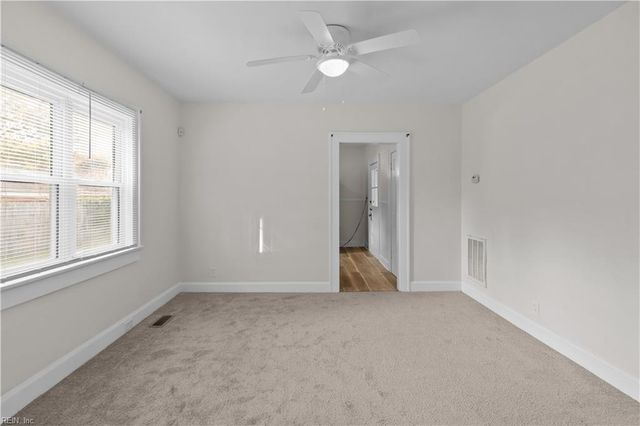 9525 Selby PL, Norfolk, VA 23503