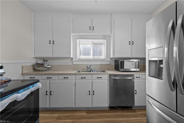 9525 Selby PL, Norfolk, VA 23503