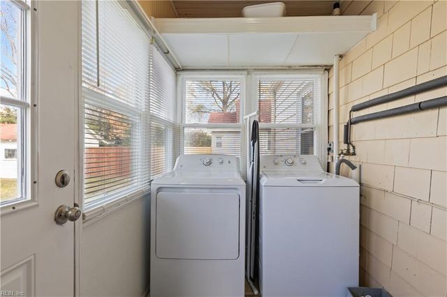 9525 Selby PL, Norfolk, VA 23503