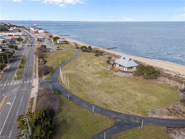 9525 Selby PL, Norfolk, VA 23503