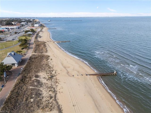 9525 Selby PL, Norfolk, VA 23503