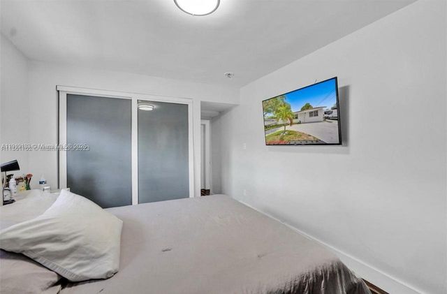 685 SW 7th Ter 3, Dania Beach, FL 33004