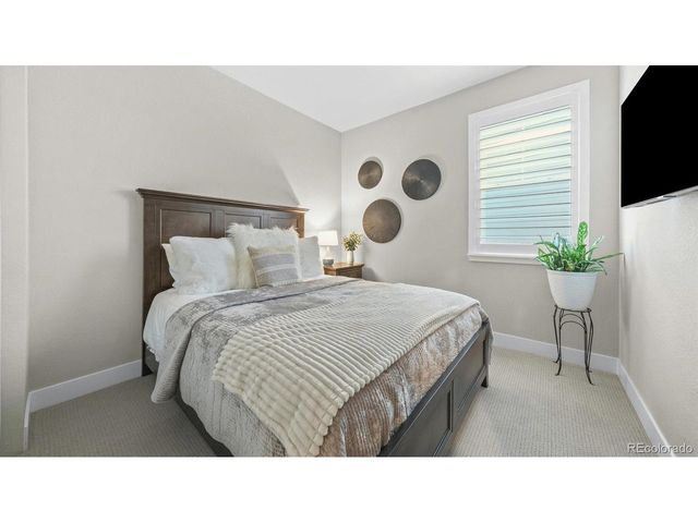 27994 E Indore Dr, Aurora, CO 80016