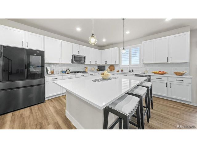 27994 E Indore Dr, Aurora, CO 80016
