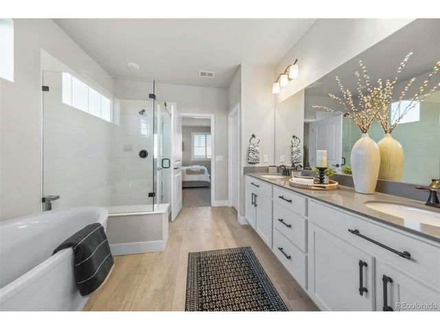 27994 E Indore Dr, Aurora, CO 80016