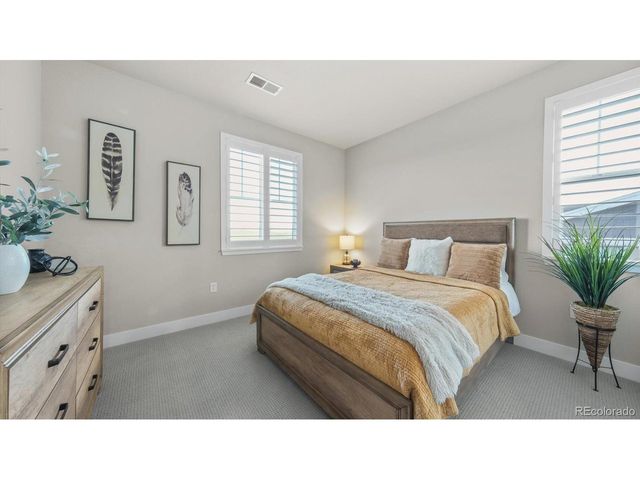 27994 E Indore Dr, Aurora, CO 80016