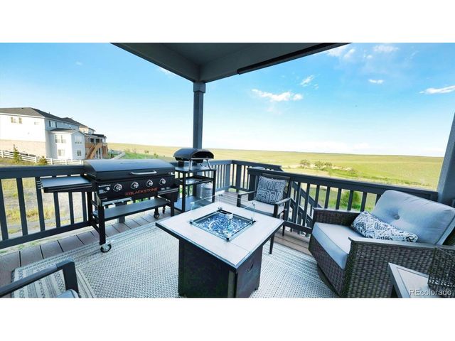 27994 E Indore Dr, Aurora, CO 80016