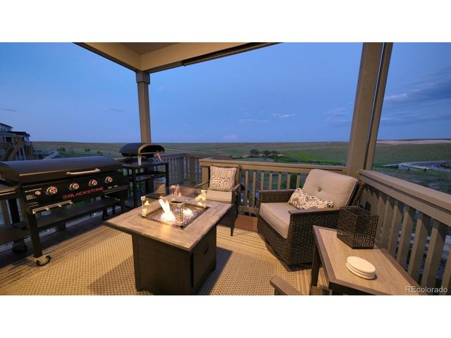 27994 E Indore Dr, Aurora, CO 80016