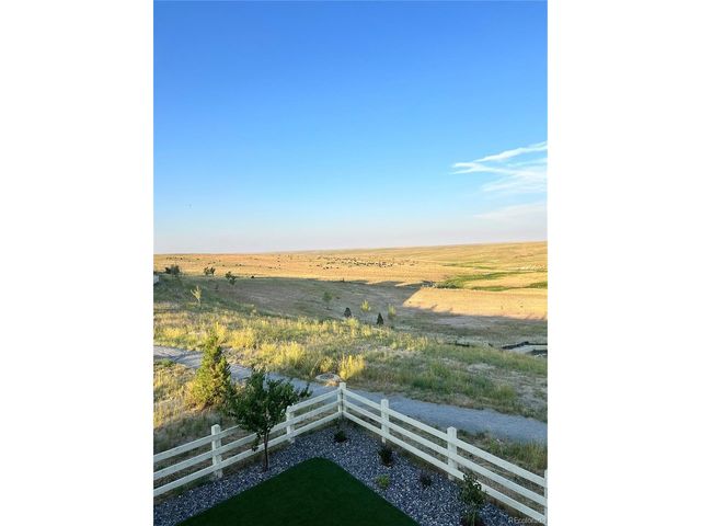 27994 E Indore Dr, Aurora, CO 80016