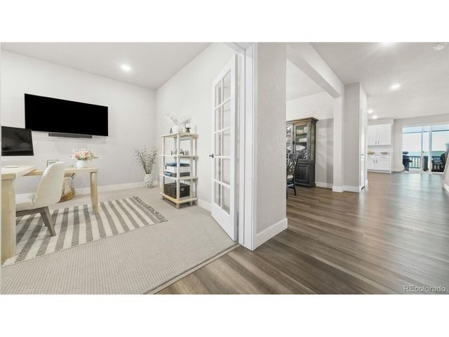 27994 E Indore Dr, Aurora, CO 80016